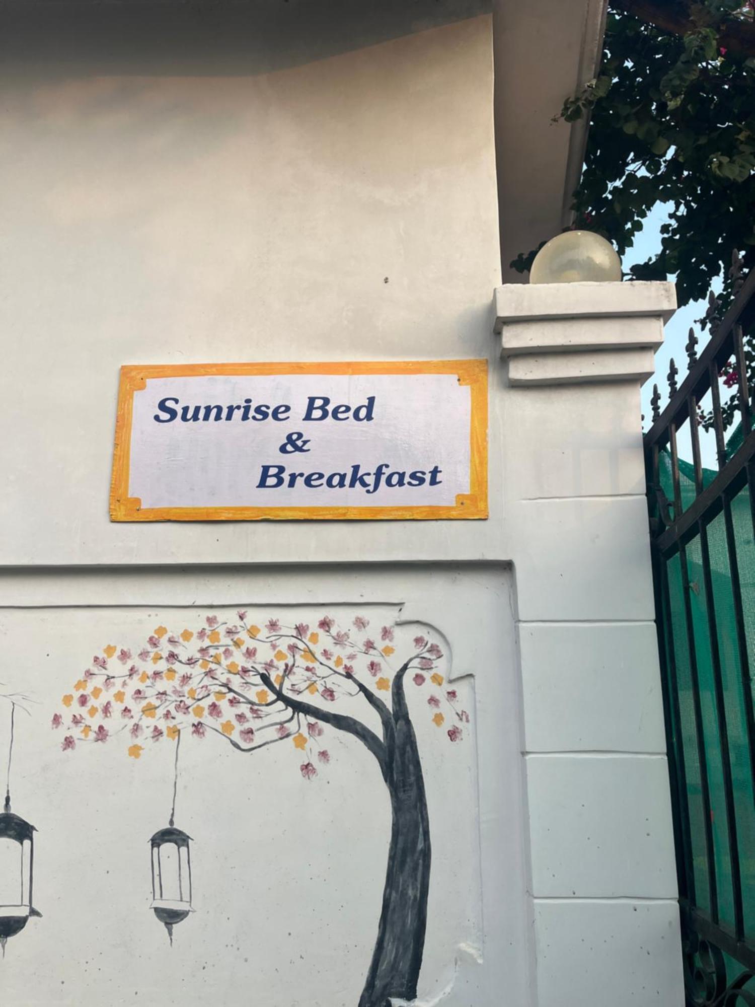 Sunrise Bed & Breakfast 克久拉霍 外观 照片