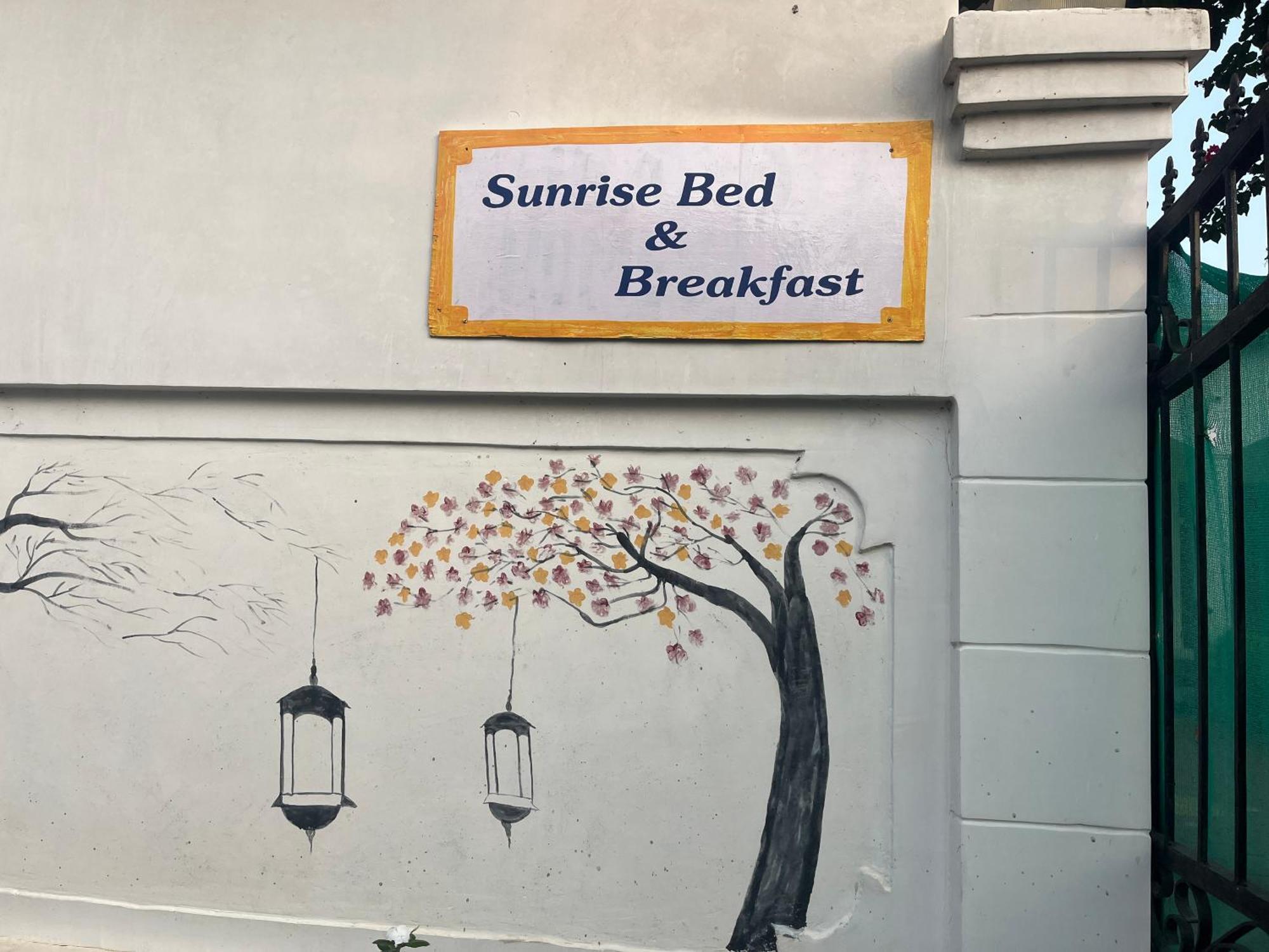 Sunrise Bed & Breakfast 克久拉霍 外观 照片
