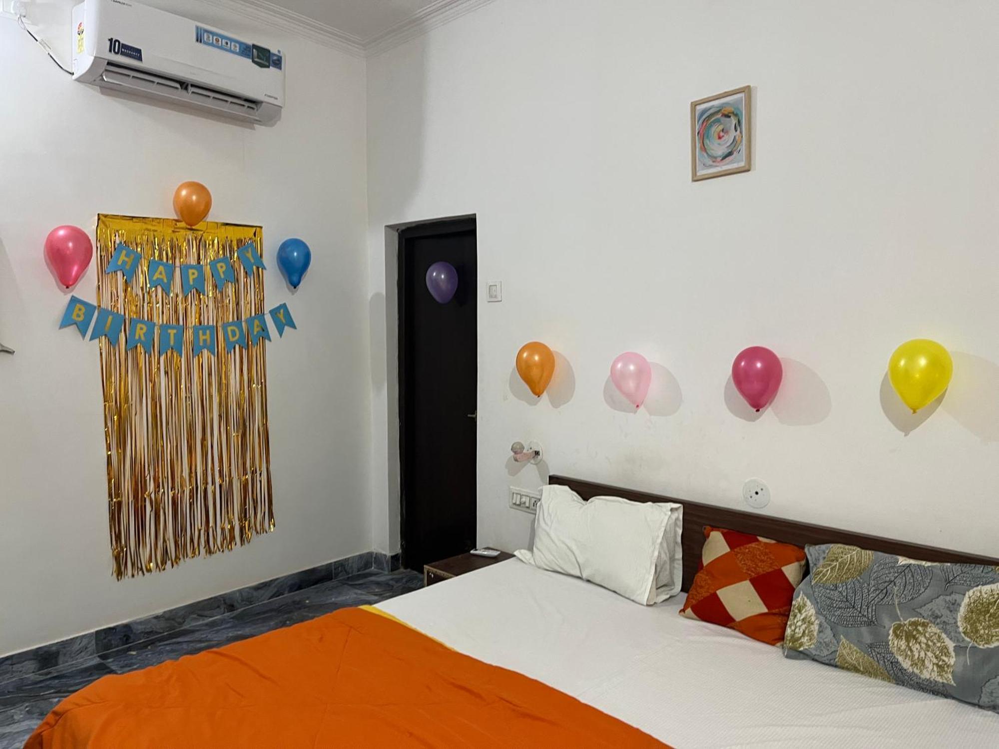 Sunrise Bed & Breakfast 克久拉霍 外观 照片